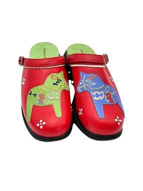 Hannah Anderson Girls Clogs Red Horse Size 36 EU  Leather